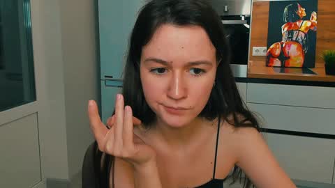 Snapshot of ameli_moon chatting on 12/15/24, 08:04 Eileen online show from 12/15/24, 08:04