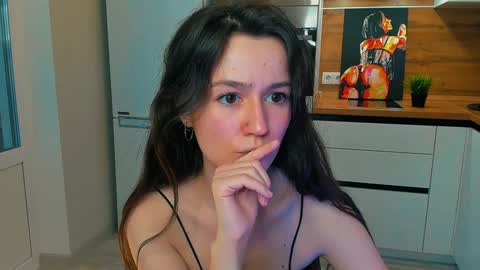 Snapshot of ameli_moon chatting on 01/05/25, 01:04 Eileen online show from 01/05/25, 01:04