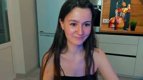 Snapshot of ameli_moon chatting on 01/06/25, 03:29 Eileen online show from 01/06/25, 03:29