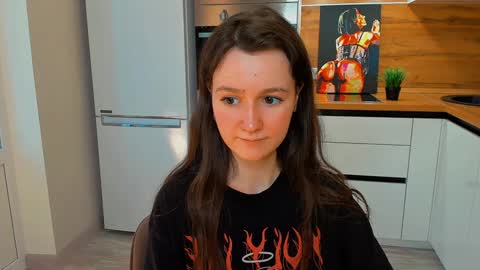 Snapshot of ameli_moon chatting on 02/02/25, 12:46 Eileen online show from 02/02/25, 12:46