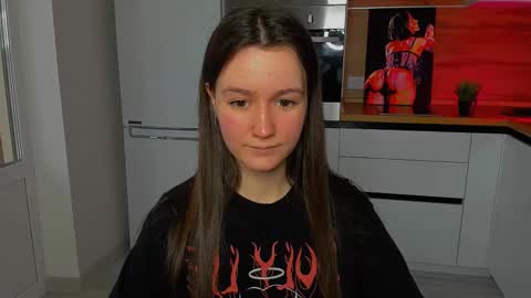 Snapshot of ameli_moon chatting on 02/12/25, 01:37 Eileen online show from 02/12/25, 01:37