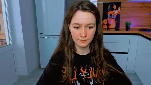 Snapshot of ameli_moon chatting on 03/01/25, 01:18 Eileen online show from 03/01/25, 01:18