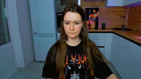 Snapshot of ameli_moon chatting on 03/05/25, 06:56 Eileen online show from 03/05/25, 06:56