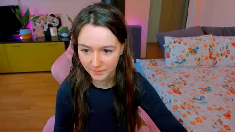 Snapshot of ameli_moon chatting on 09/14/25, 12:37 Eileen online show from 09/14/25, 12:37