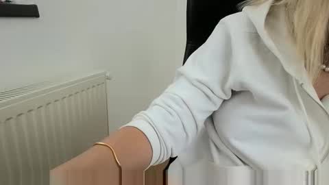 Beatrice online show from 01/09/26, 11:35