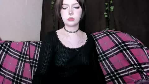 Amelia online show from 05/13/26, 11:11
