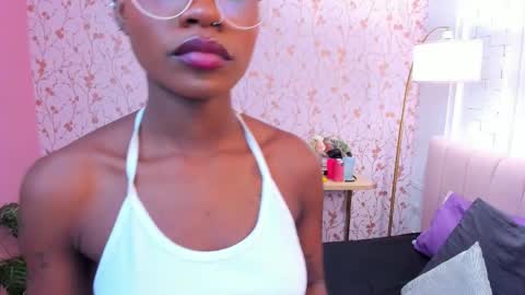 Amelia Adams online show from 09/12/25, 07:03