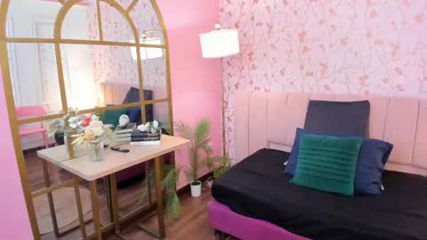 Amelia Adams online show from 04/20/26, 07:15