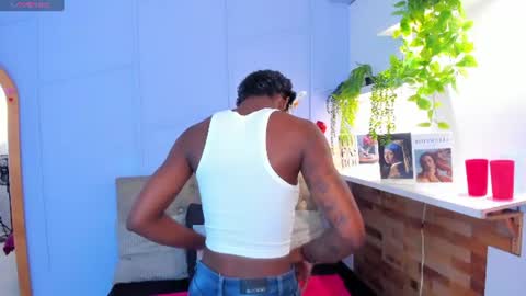Snapshot of amelia_adms chatting on 07/20/26, 12:18 Amelia Adams online show from 07/20/26, 12:18