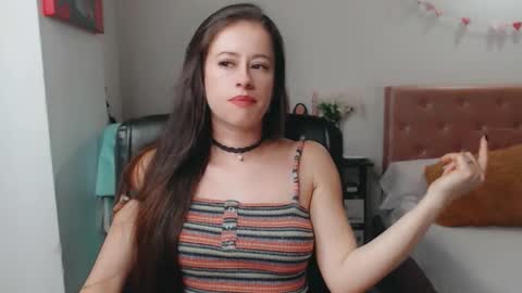 Snapshot of amelia_bella chatting on 12/05/25, 03:04 amelia online show from 12/05/25, 03:04