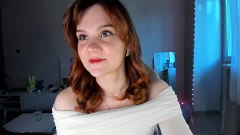 Snapshot of amelia_braun chatting on 06/18/26, 01:17 Amelia online show from 06/18/26, 01:17