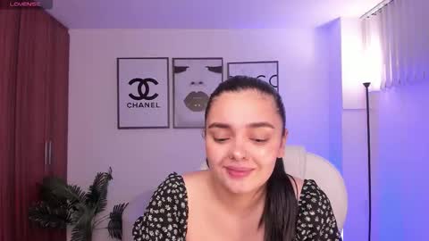 Snapshot of amelia_cheerry chatting on 09/27/25, 11:37 amelia online show from 09/27/25, 11:37