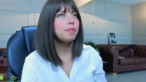 Snapshot of amelia_chillvibes chatting on 05/26/26, 12:01 AMELIA online show from 05/26/26, 12:01