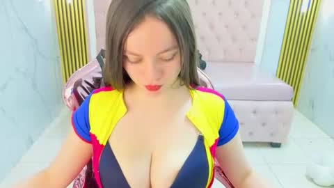 amelia_cooper_s online show from 06/23/26, 07:56