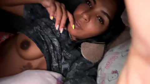 Snapshot of amelia_heaven chatting on 12/15/24, 04:18 amelia heaven online show from 12/15/24, 04:18