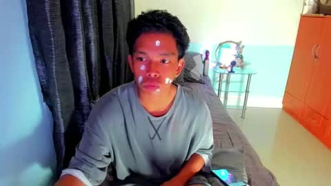 Amelia online show from 02/25/25, 11:19