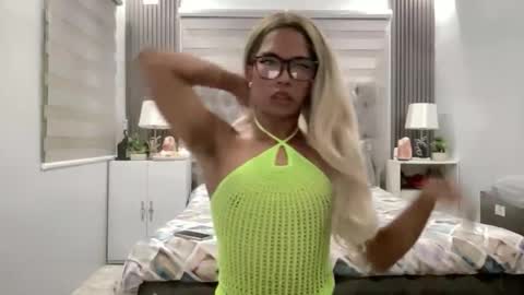 Amelia online show from 02/22/26, 09:30