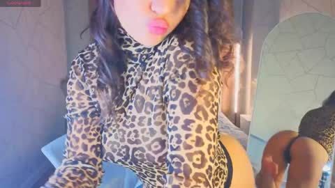 Snapshot of amelia_m0on chatting on 06/02/26, 05:04 Amelia online show from 06/02/26, 05:04