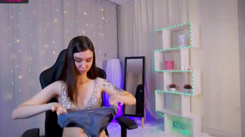 Anna online show from 01/29/25, 06:12