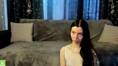 Anna online show from 06/10/26, 01:17