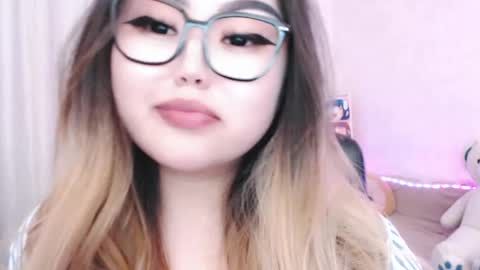 Amelia online show from 05/16/26, 04:28