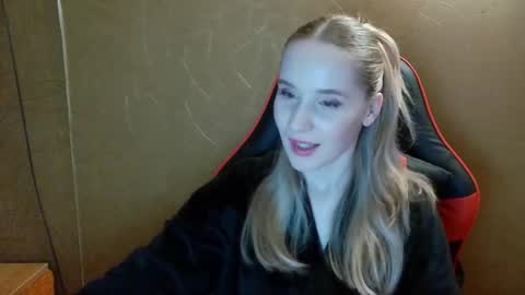 Amelia  online show from 06/06/26, 07:07