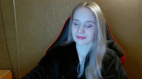 Amelia  online show from 06/09/26, 07:14