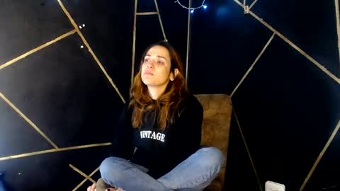 Snapshot of ameliacastro chatting on 04/09/26, 10:42 Amalia Castro online show from 04/09/26, 10:42