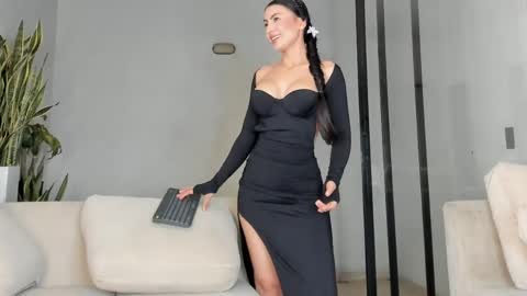 Ameliajones online show from 05/19/26, 01:56