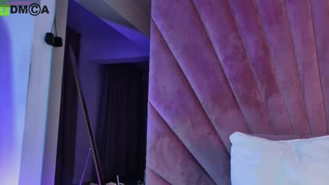 Amelia online show from 11/16/25, 07:08