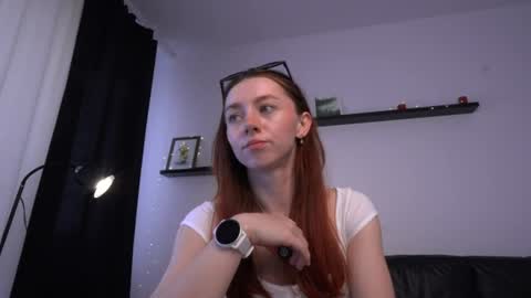 Snapshot of ameliamber0 chatting on 06/23/26, 03:43 Amelia online show from 06/23/26, 03:43