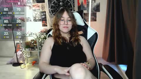 Amelia online show from 11/21/25, 08:57