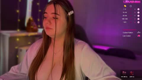 Snapshot of ameliamiless chatting on 02/04/26, 07:36 Amelia online show from 02/04/26, 07:36