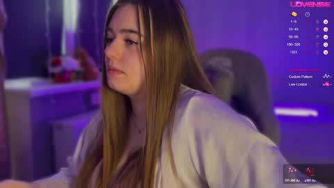 Snapshot of ameliamiless chatting on 02/15/26, 07:05 Amelia online show from 02/15/26, 07:05