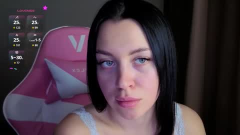 Amelia Sonk online show from 10/26/25, 08:26