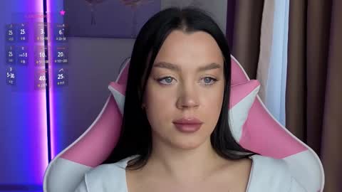 Amelia Sonk online show from 11/06/25, 07:20