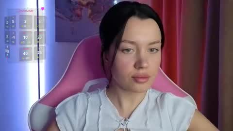 Amelia Sonk online show from 11/19/25, 07:25