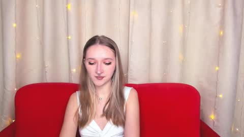 ameliawise online show from 01/03/25, 08:43