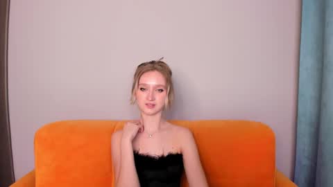 ameliawise online show from 02/18/25, 04:59