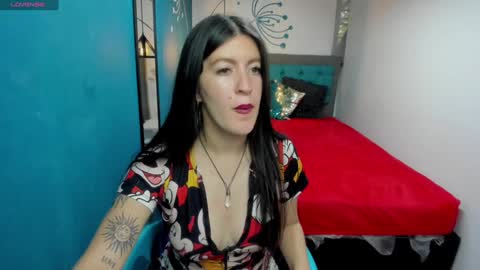 Snapshot of ameliegray chatting on 12/04/24, 04:05 A M E L I E online show from 12/04/24, 04:05