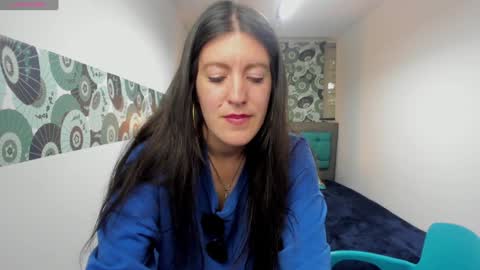 Snapshot of ameliegray chatting on 01/09/25, 06:26 A M E L I E online show from 01/09/25, 06:26