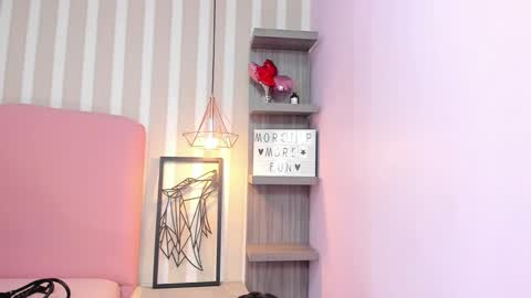 Victoria online show from 02/27/25, 10:20