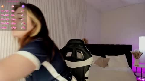 Ameliia castro online show from 06/19/26, 03:22