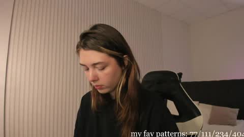 Ameliia castro online show from 06/25/26, 05:12