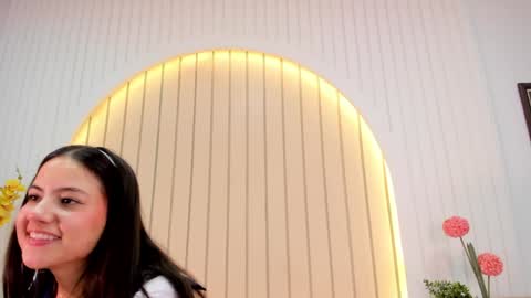 Amelia online show from 12/20/24, 05:36