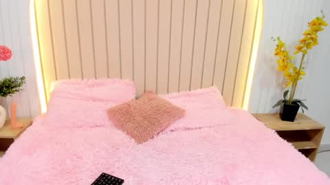 Amelia online show from 01/03/25, 11:23