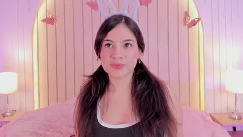 Amelia online show from 10/17/25, 02:26