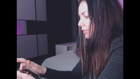 amelinamersi online show from 11/08/25, 07:12