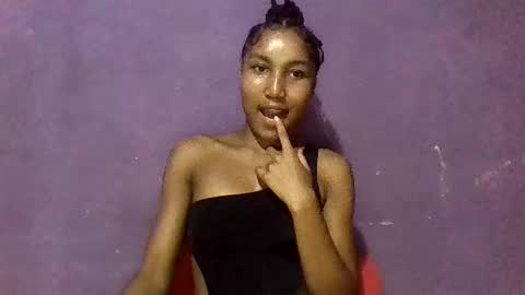 Snapshot of amelisy20005 chatting on 01/07/26, 04:53 amelisy20005 online show from 01/07/26, 04:53