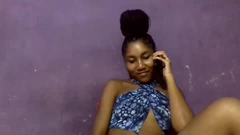 Snapshot of amelisy20005 chatting on 01/17/26, 04:33 amelisy20005 online show from 01/17/26, 04:33